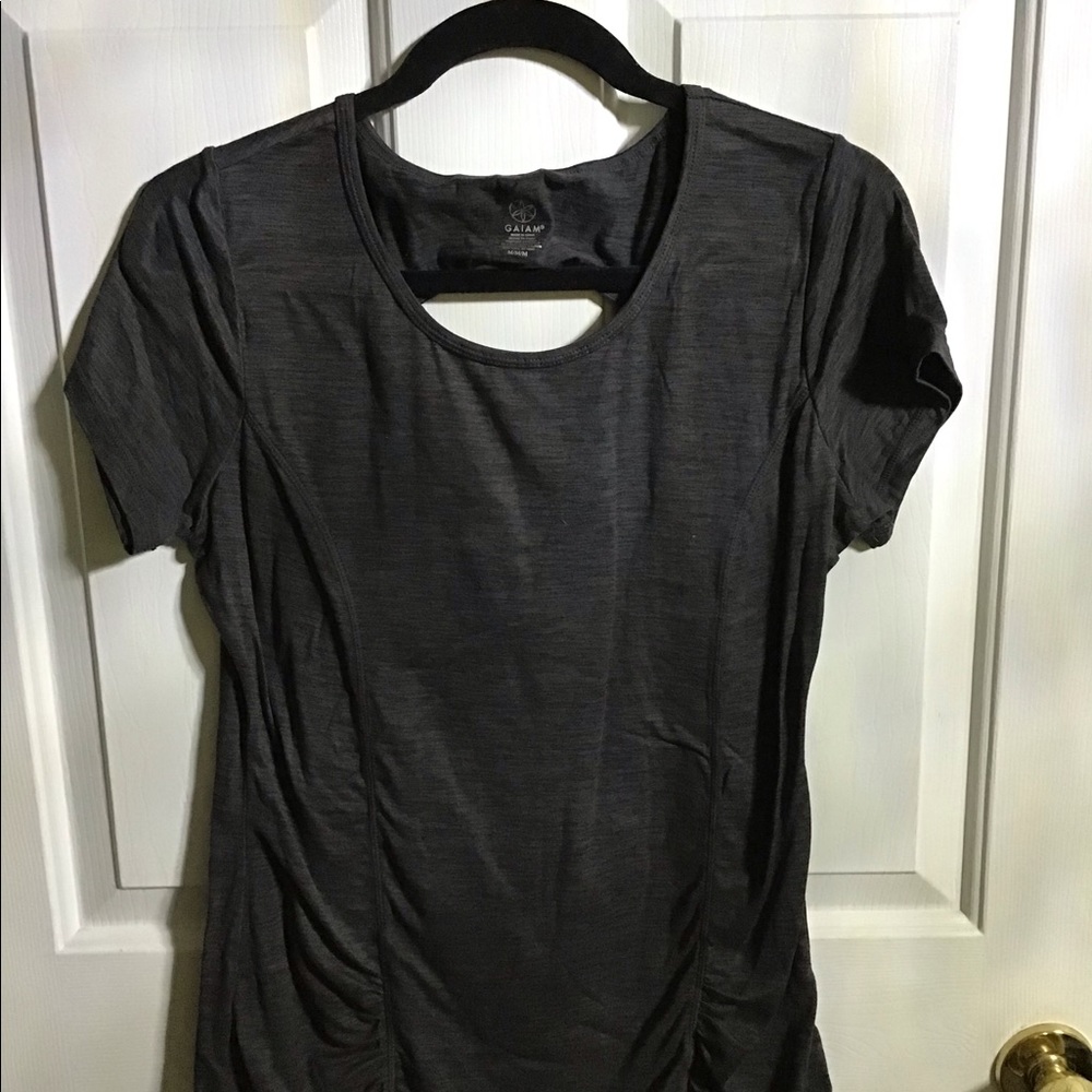 Sports shirt